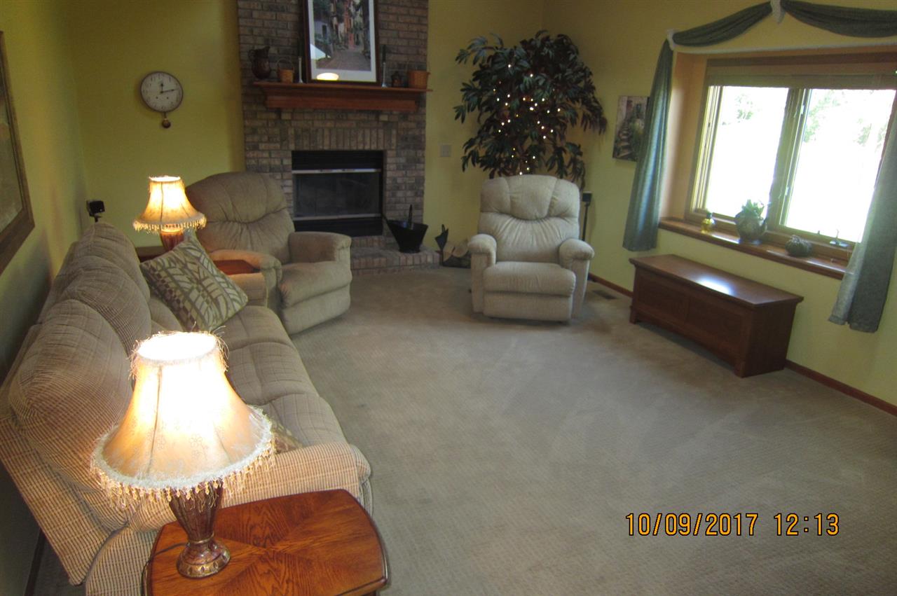 3020 Hawk Spring Hill Huntington, IN 46750 - Photo 10 of 32 Gallery Image 10