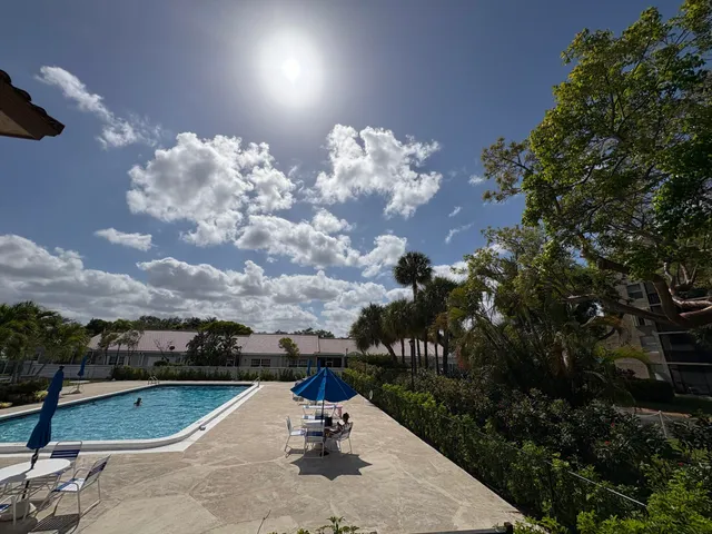 a view of a terrace with sky view