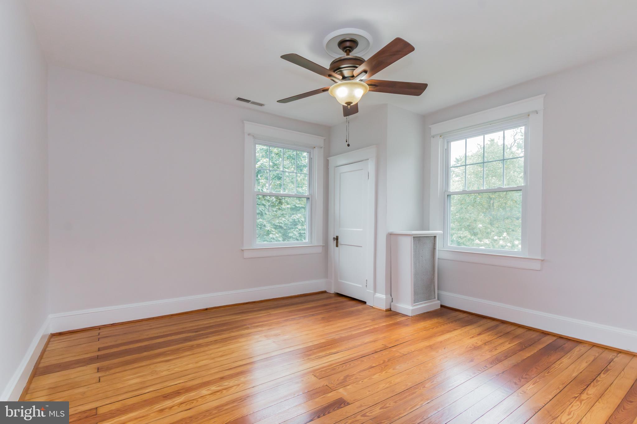 1305 Frederick Road Catonsville, MD 21228 - Photo 17 of 23 Bedroom 4