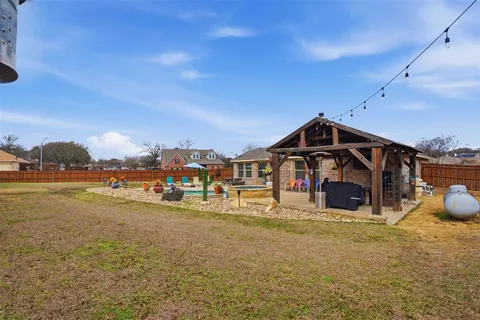 a view of a house with a outdoor space