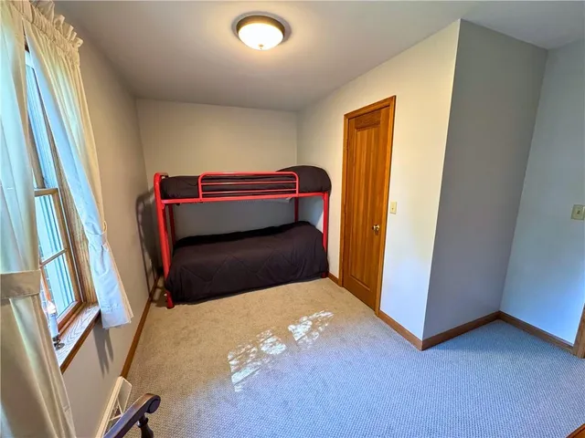 $425,000 | 17 Forest Glen Drive, Grove City, PA 16127