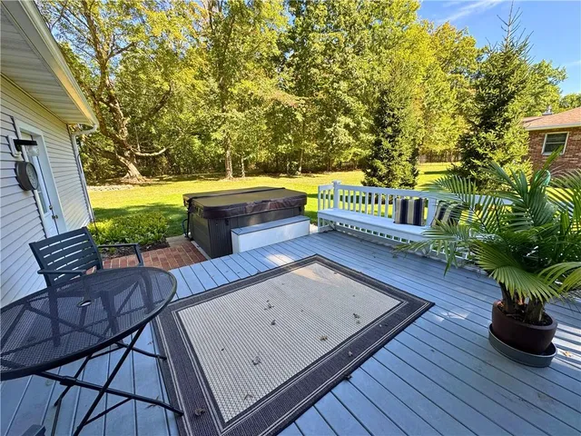 $425,000 | 17 Forest Glen Drive, Grove City, PA 16127