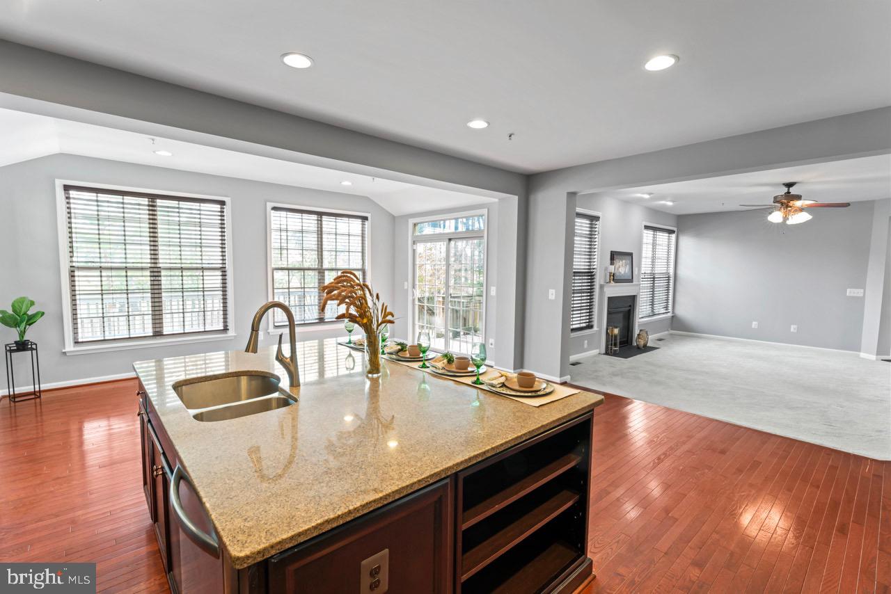 14715 Bell Tower Road Woodbridge, VA 22193 - Photo 14 of 37 Gallery Image 14