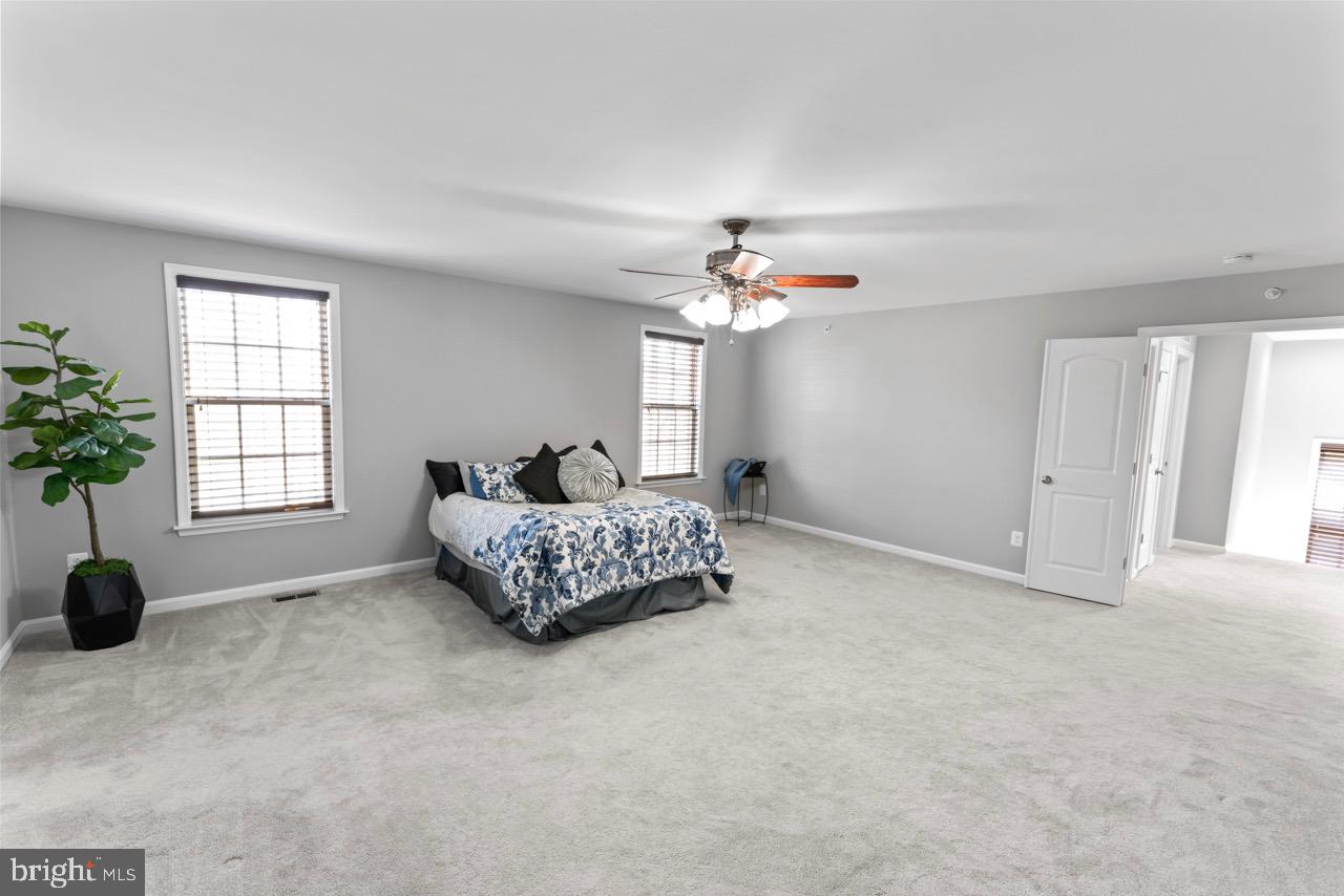 14715 Bell Tower Road Woodbridge, VA 22193 - Photo 23 of 37 Primary Bedroom