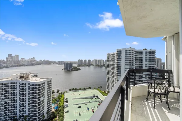 $5,500 | 3500 Mystic Pointe Drive, Unit 2908, Aventura, FL 33180