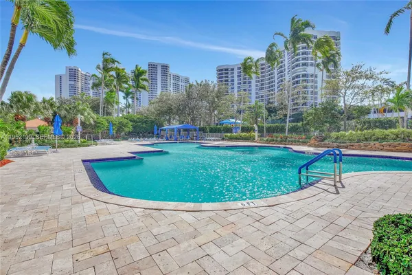 $5,500 | 3500 Mystic Pointe Drive, Unit 2908, Aventura, FL 33180