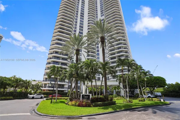 $5,500 | 3500 Mystic Pointe Drive, Unit 2908, Aventura, FL 33180