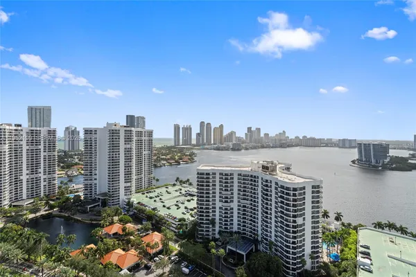 $5,500 | 3500 Mystic Pointe Drive, Unit 2908, Aventura, FL 33180