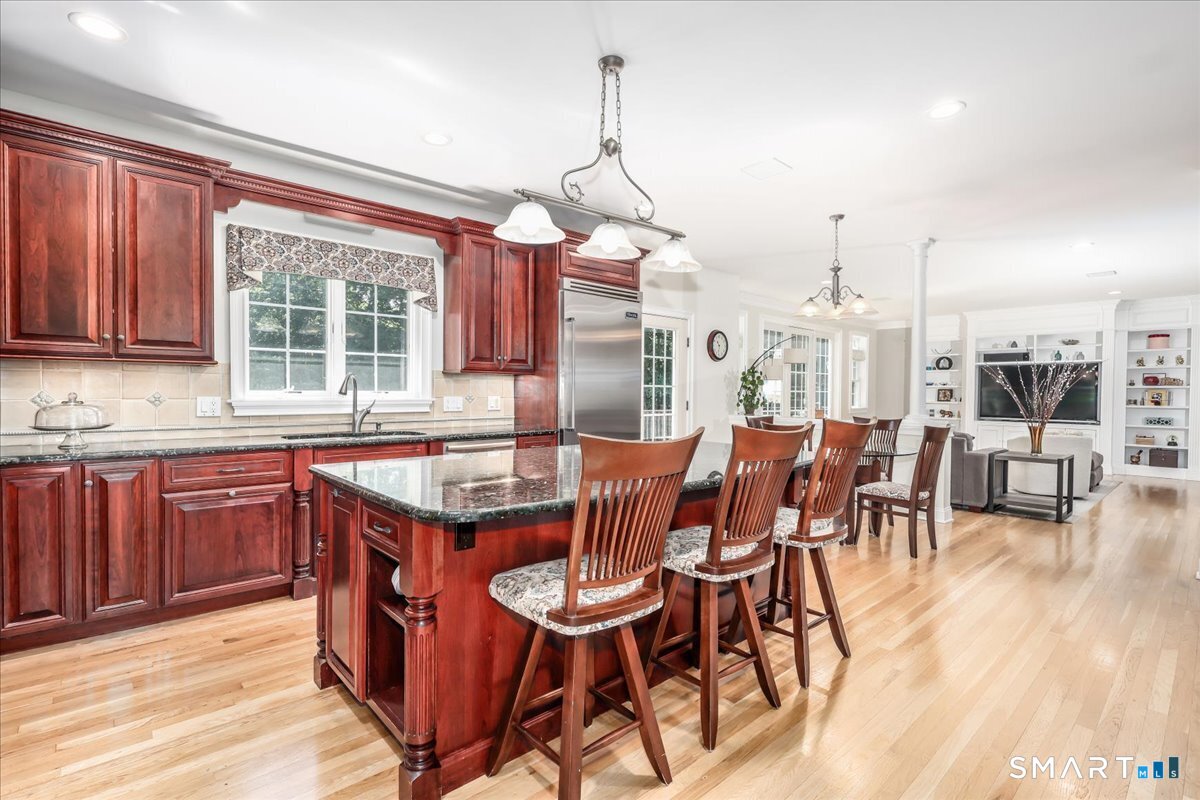 8 Rock Ridge Court New Fairfield, CT 06812 - Photo 11 of 39