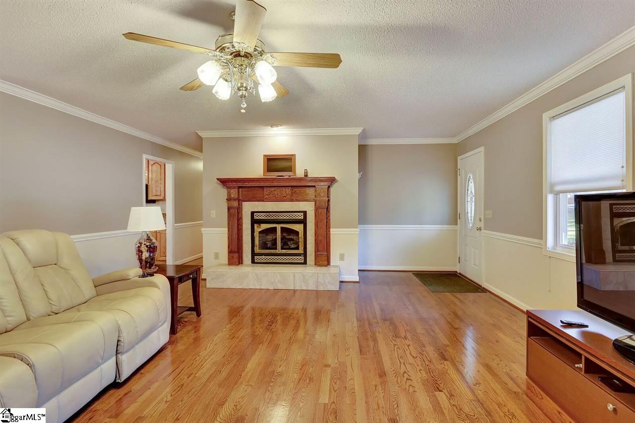 2901 East Georgia Road Simpsonville, SC 29681 - Photo 4 of 27