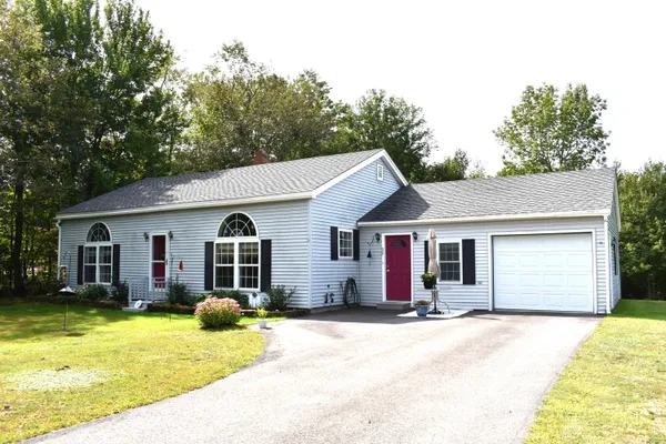 $379,000 | 19 Pendleton Road, Searsport, ME 04974