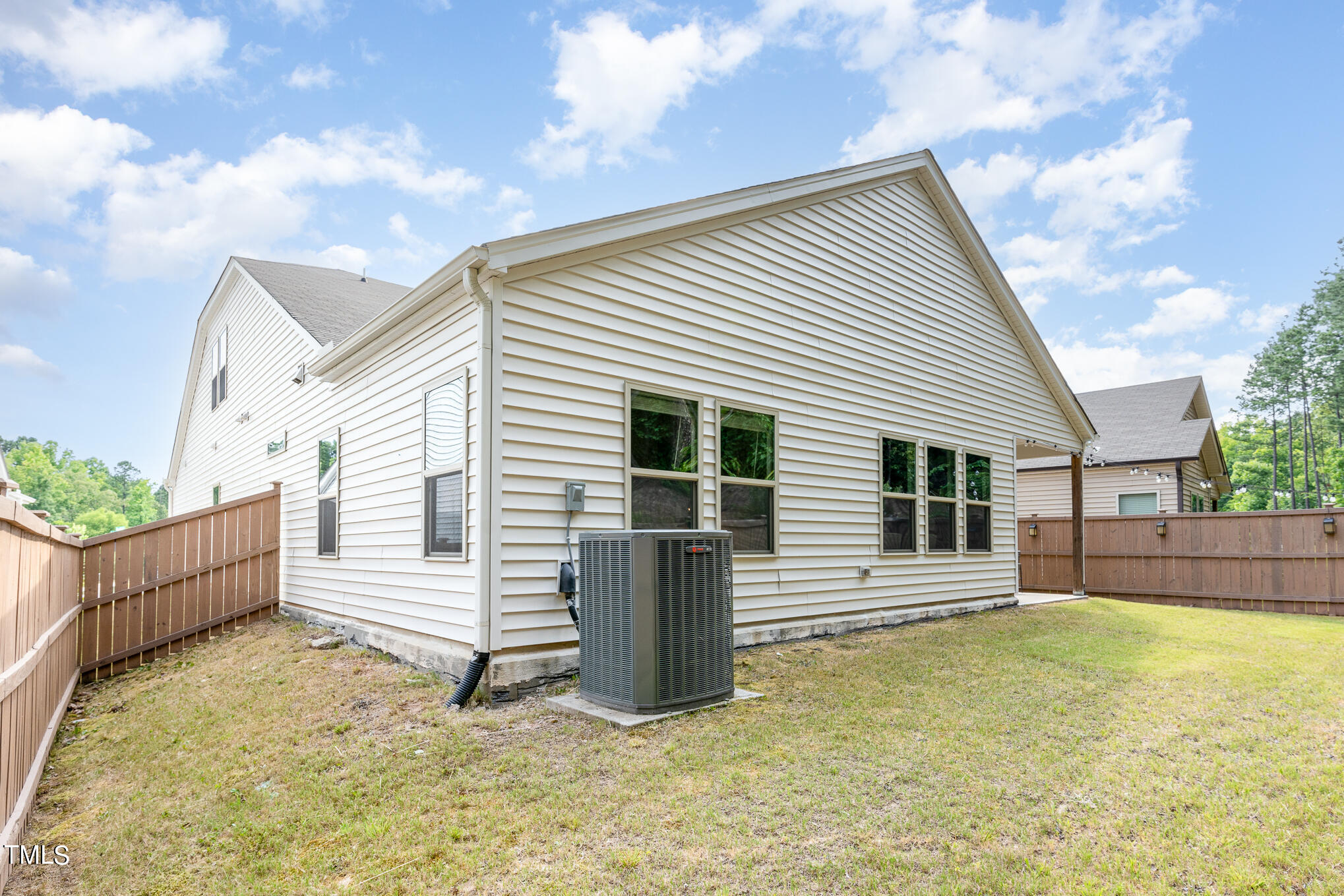 1137 Lippincott Road Durham, NC 27703 - Photo 36 of 36 034_67-edit