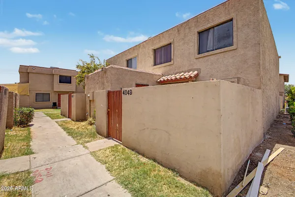 $175,900 | 4049 West Reade Avenue, Phoenix, AZ 85019