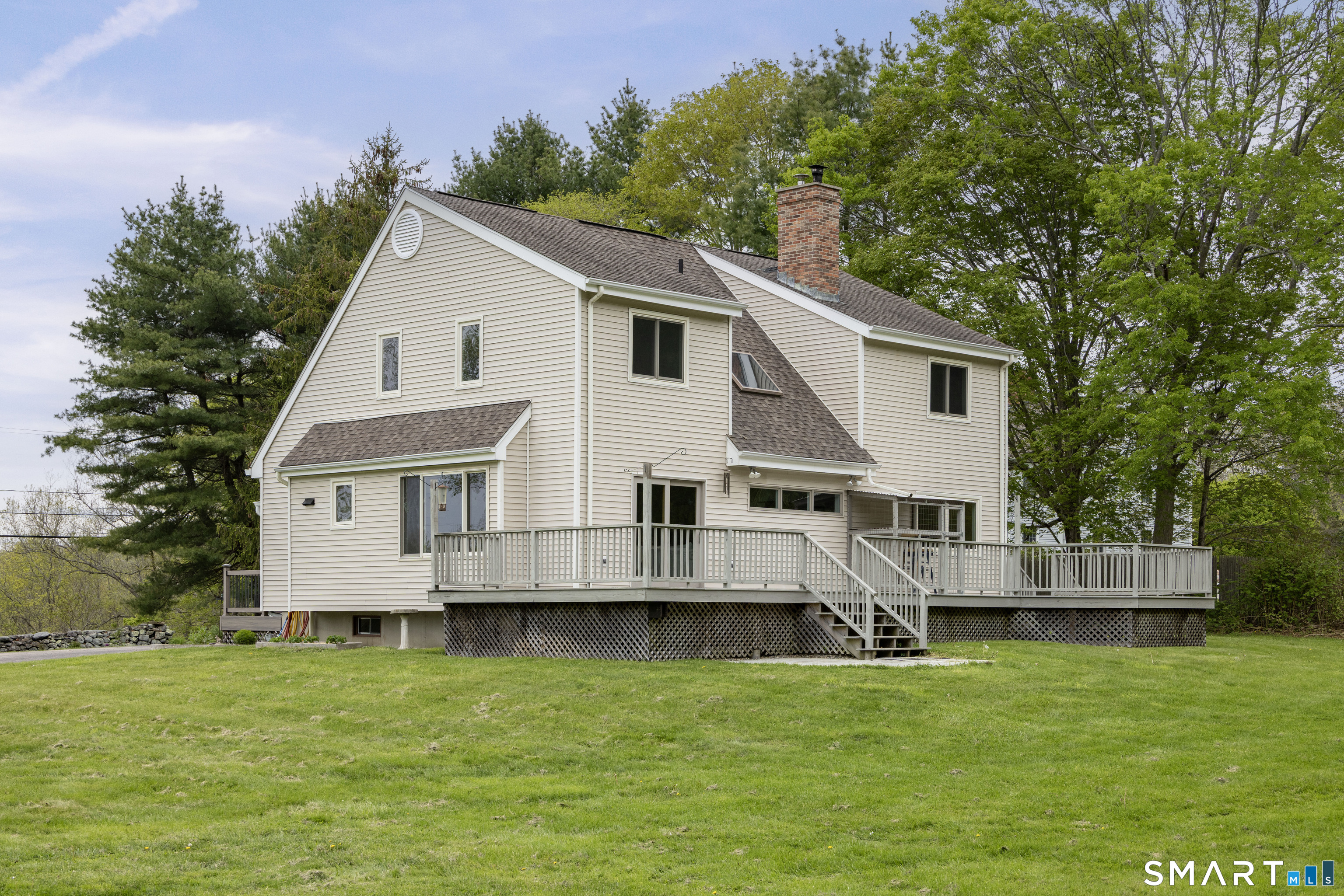 158 Wyassup Road North Stonington, CT 06359 - Photo 5 of 37