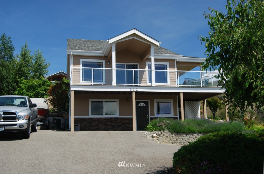 312 Butte Road Chelan, WA 98816 - Photo 1 of 24 Gallery Image 1