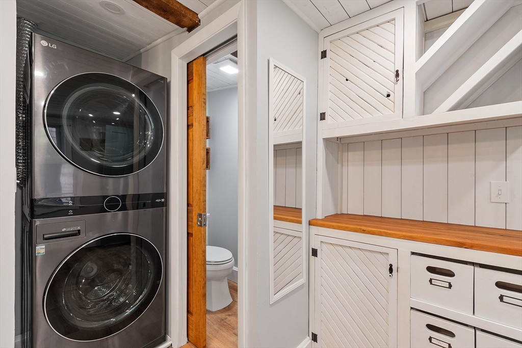 156 Hale Street Beverly, MA 01915 - Photo 27 of 42 a utility room with dryer and washer