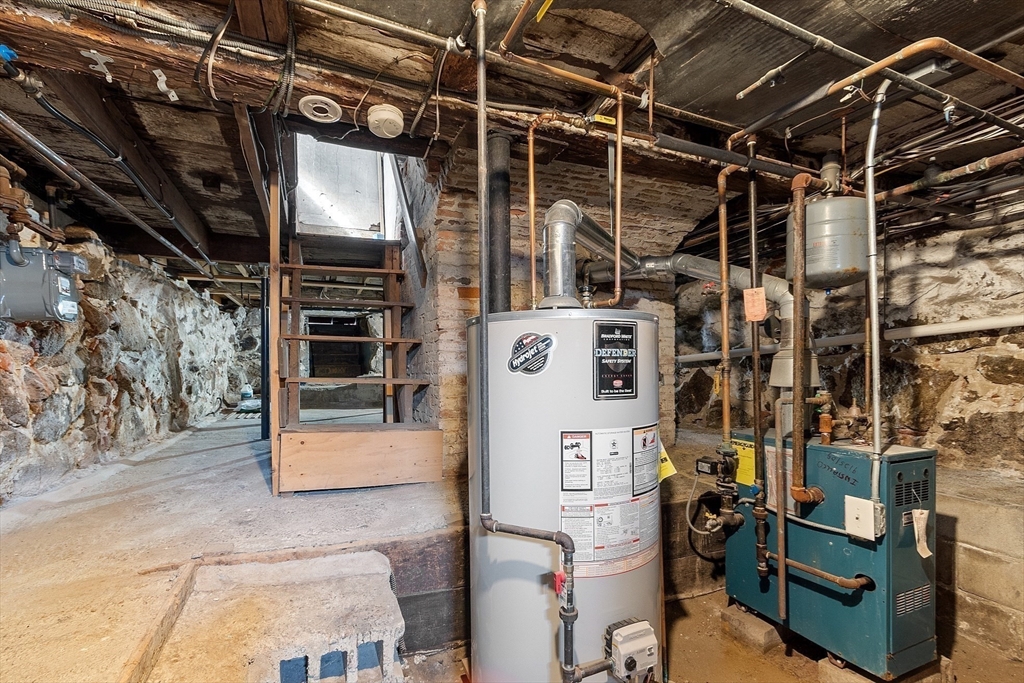 156 Hale Street Beverly, MA 01915 - Photo 38 of 42 a utility room with dryer and washer