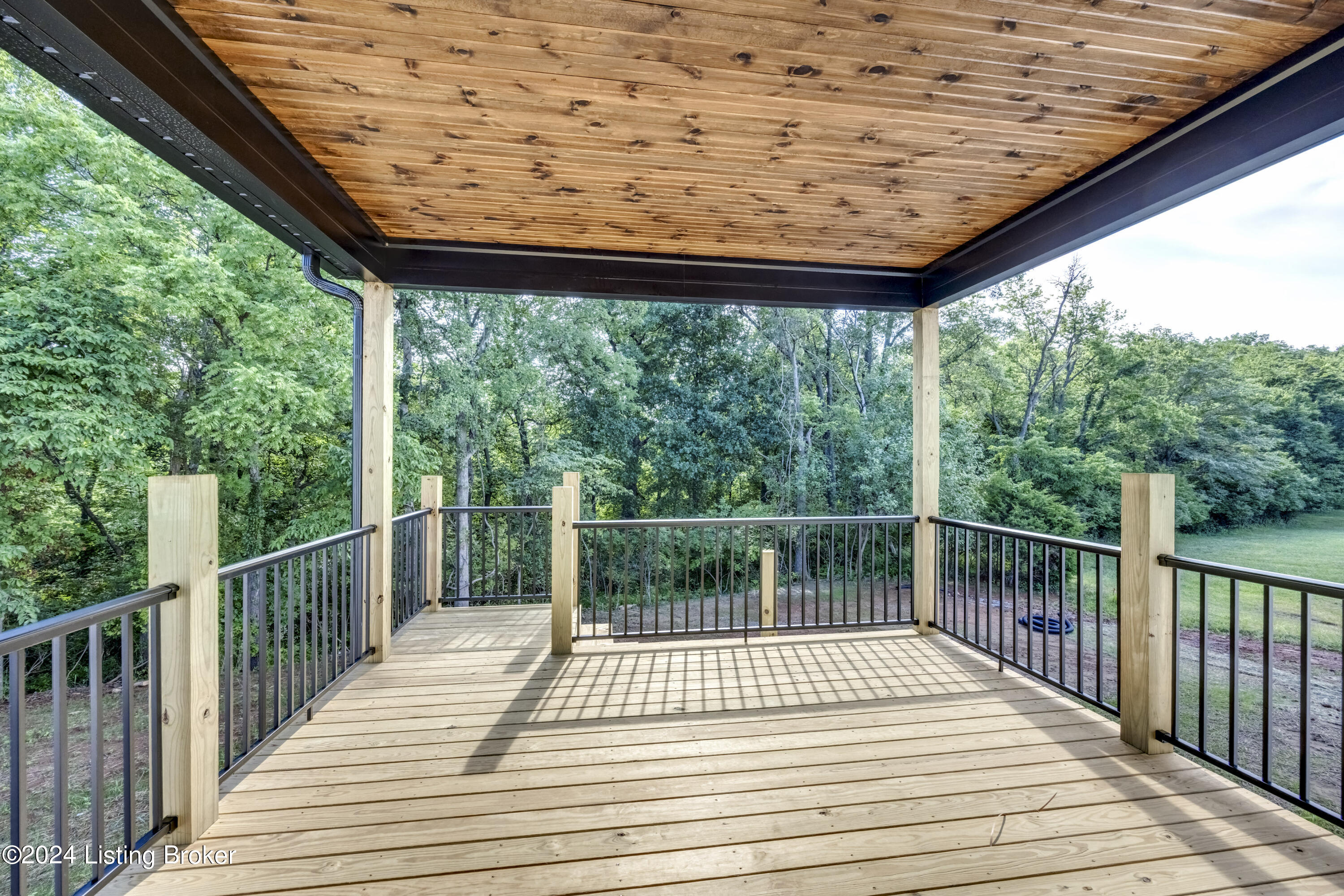 212 Thomas Ridge Bardstown, KY 40004 - Photo 14 of 94 2Y0A9548-B