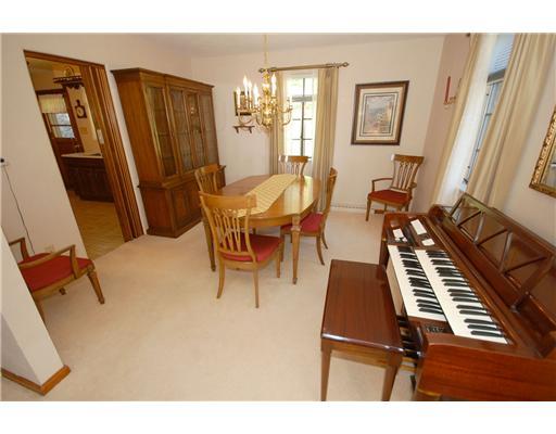 529 Upper Road Upper St. Clair, PA 15228 - Photo 5 of 15 Dining Room.