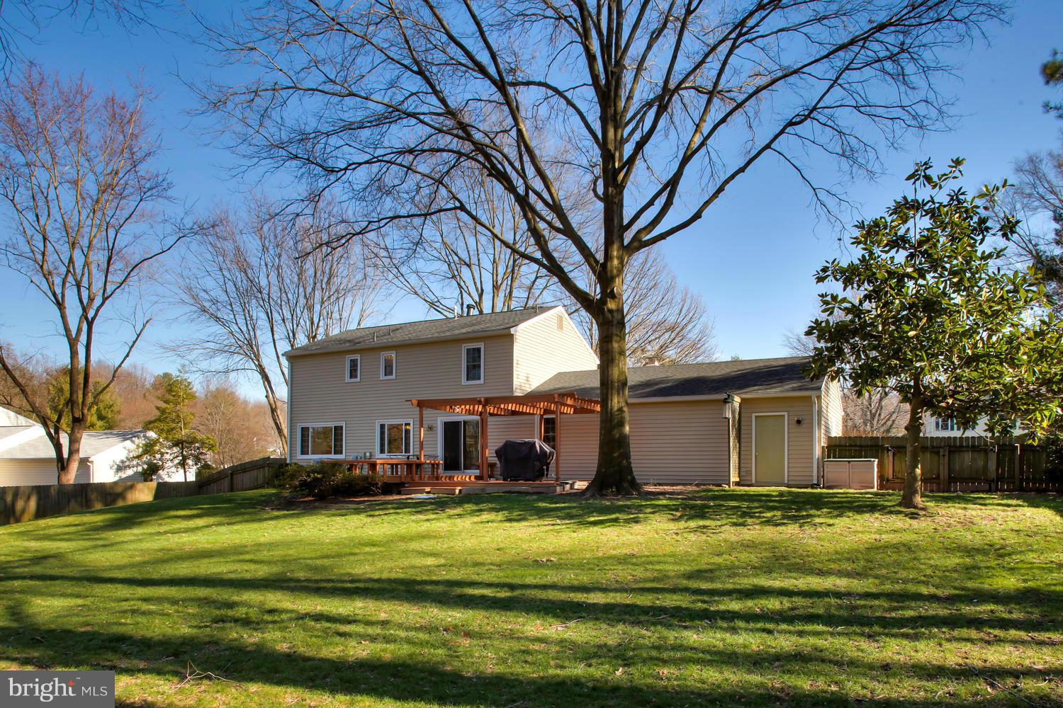 2308 Ballycairne Court Reston, VA 20191 - Photo 29 of 29 Exterior (Rear)