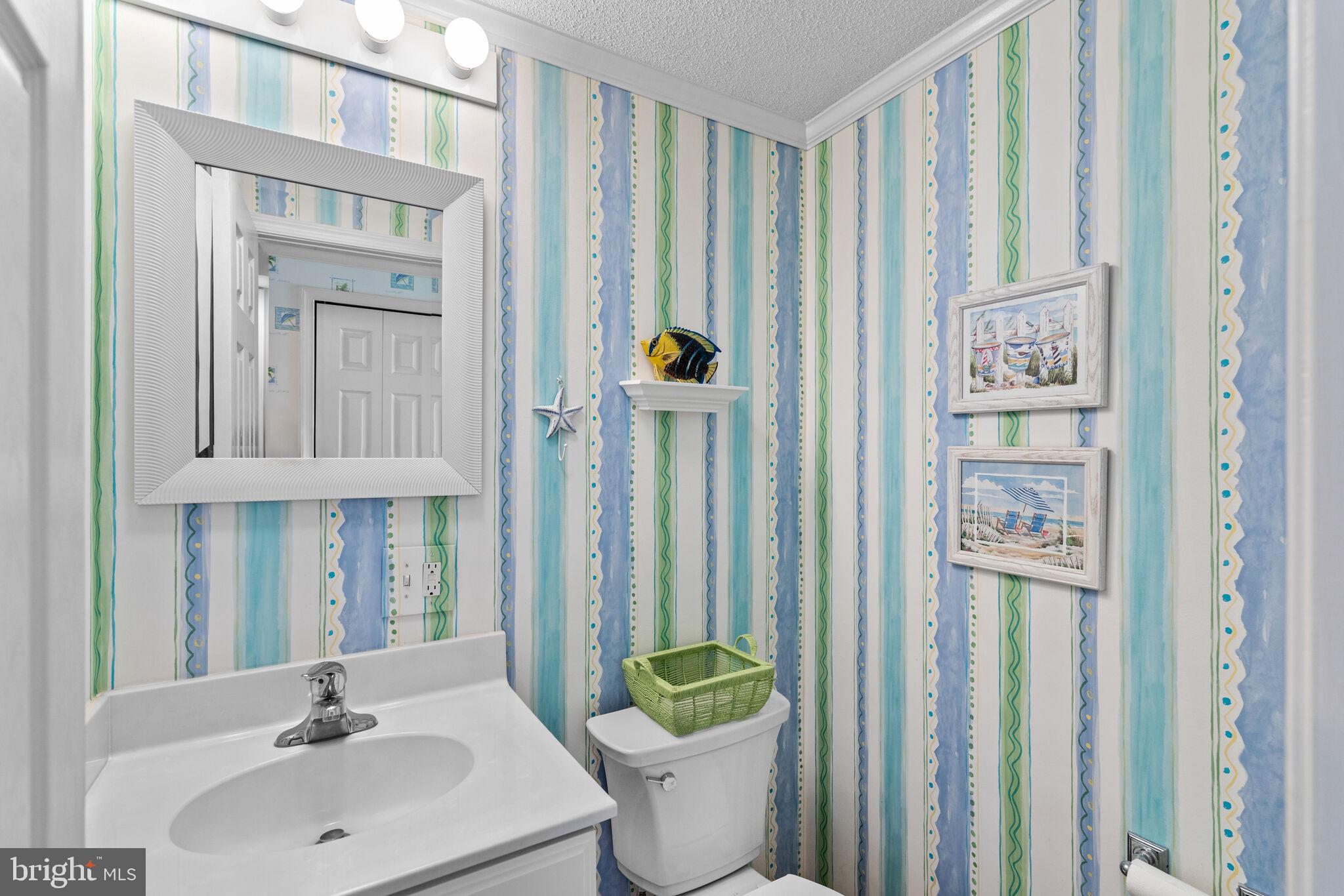 13802 Fiesta Road Ocean City, MD 21842 - Photo 17 of 50 Main Level Powder Bath