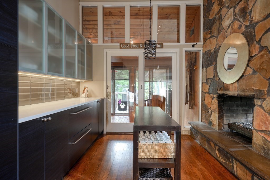 122 Drake Road Burlington, MA 01803 - Photo 18 of 41 Gallery Image 18