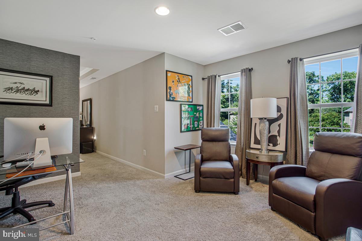 8704 Alexa Road Clinton, MD 20735 - Photo 31 of 42 Private sitting area with view