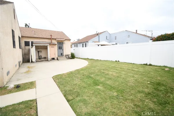 $1,228,000 | 2422 Arlington Avenue, Torrance, CA 90501