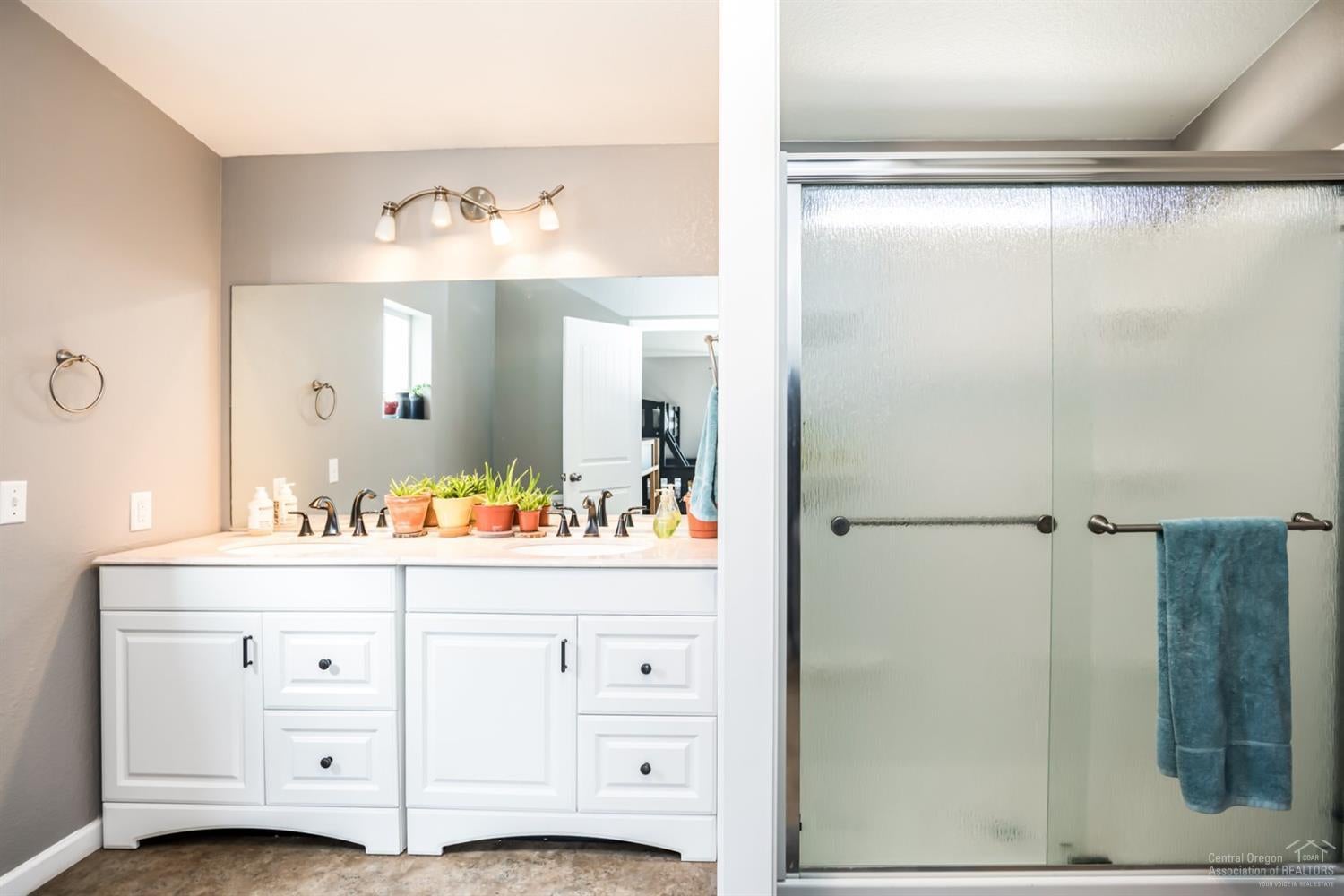 55855 Swan Road Bend, OR 97707 - Photo 15 of 25 Additional Photo