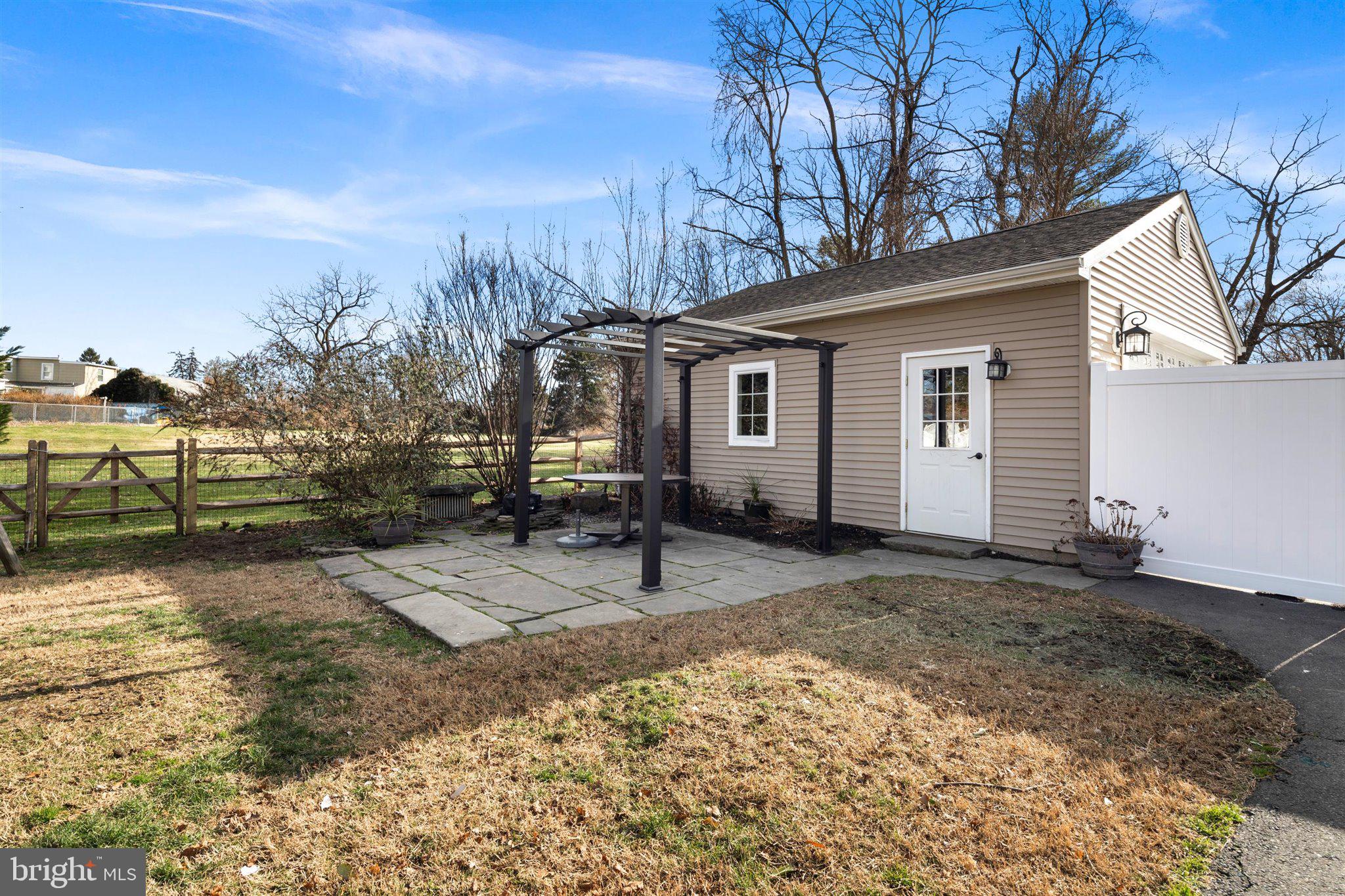 2586 Yardville Hamilton Square Road Hamilton, NJ 08690 - Photo 31 of 33 Gallery Image 31