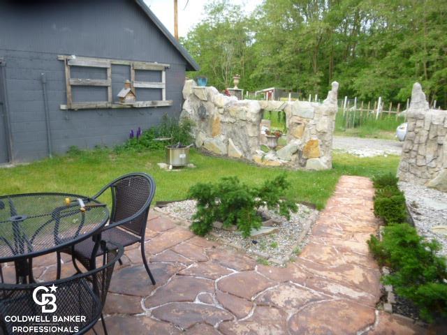 7672 Kitchen Road Goodells, MI 48027 - Photo 2 of 44 Courtyard view