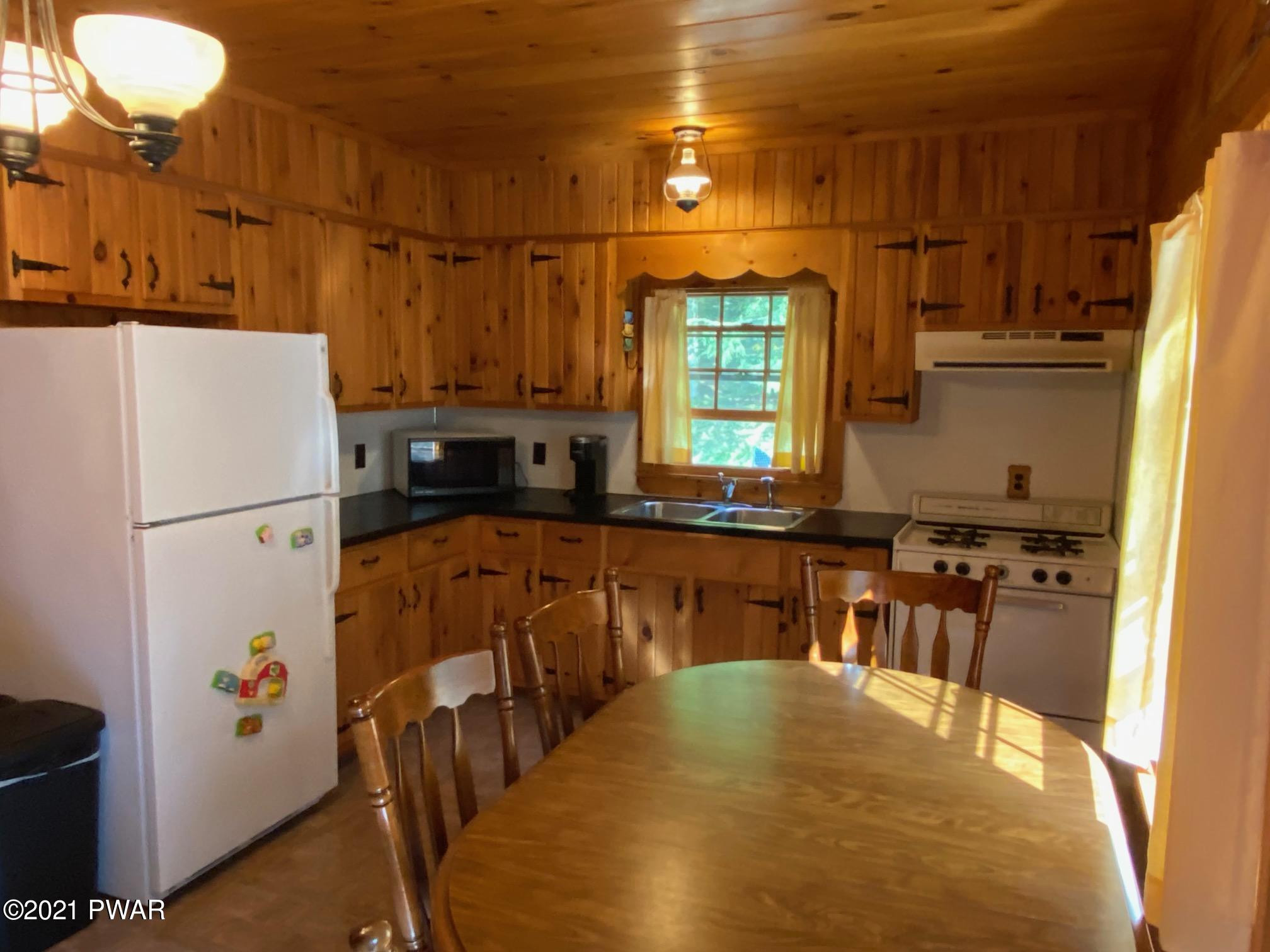 506 Wallerville Road Equinunk, PA 18417 - Photo 12 of 34