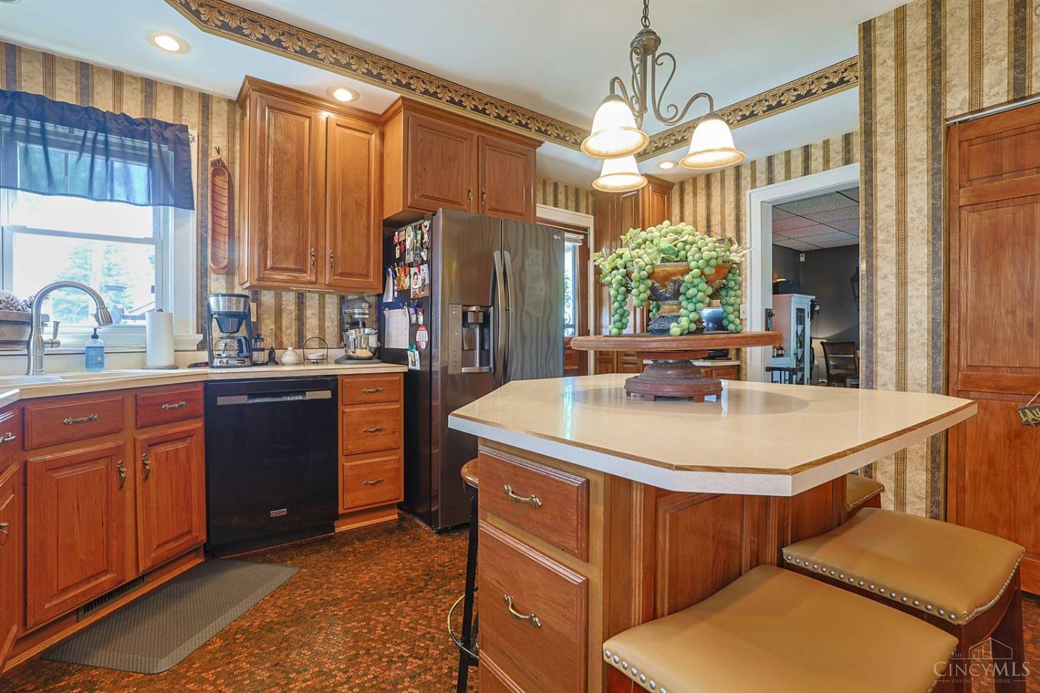 802 Main Street Hamilton, OH 45013 - Photo 15 of 55