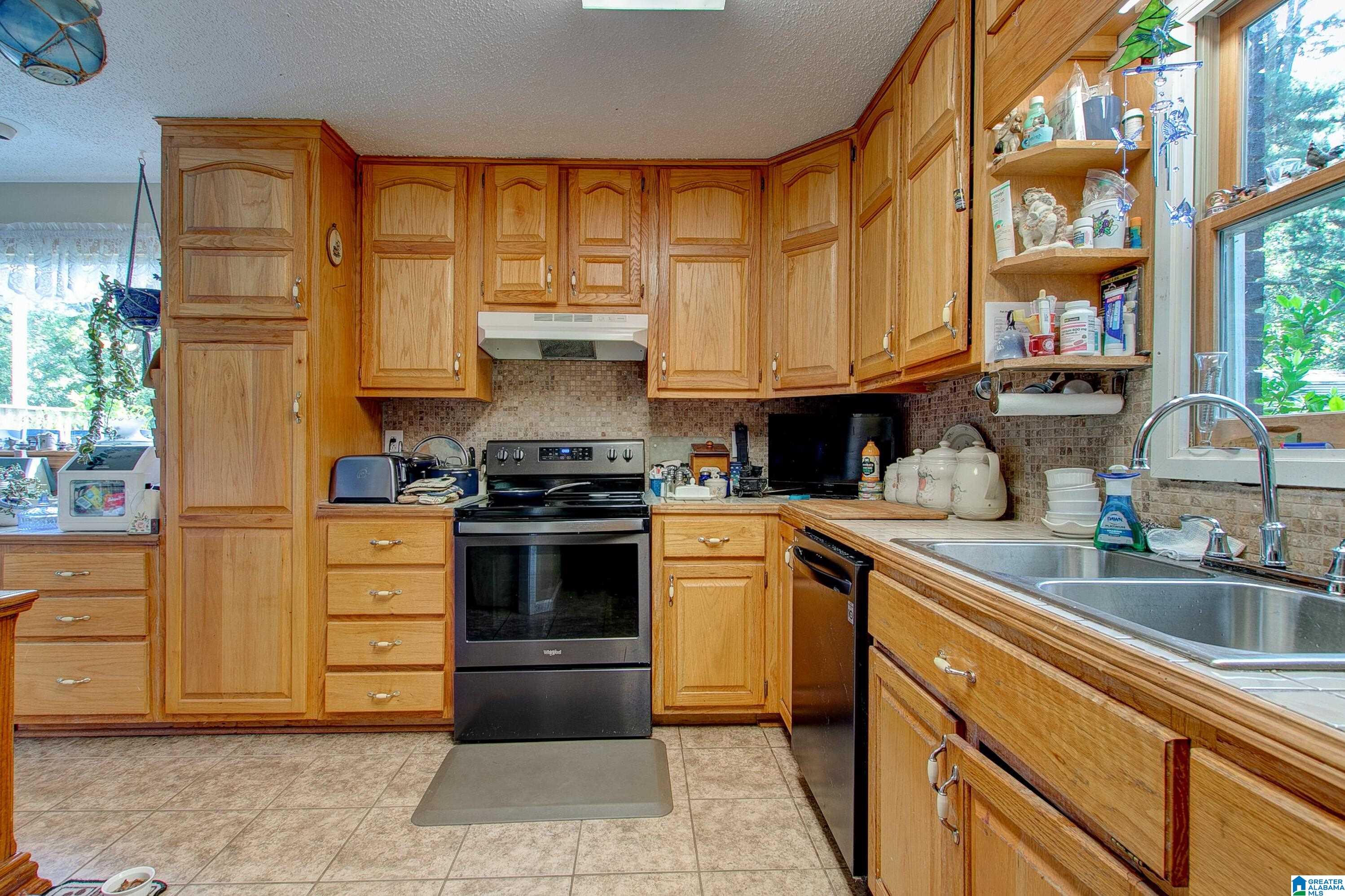 9417 Cumberland Hills Road Pinson, AL 35126 - Photo 10 of 38