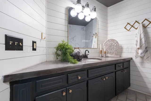 $280,000 | 1321 Morton Avenue, Dumas, TX 79029