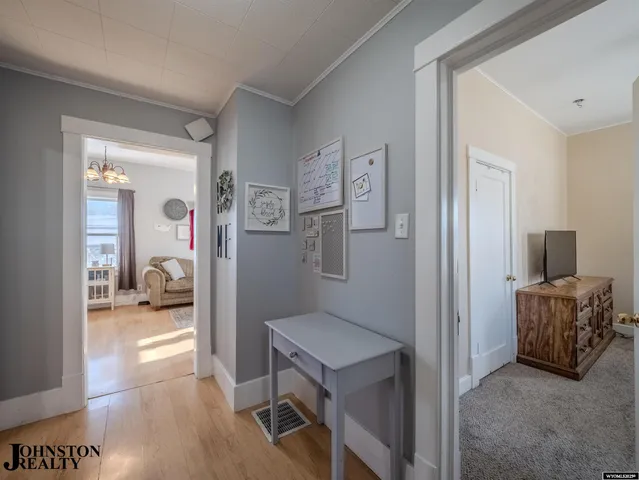 $250,000 | 866 Iron Street, Evansville, WY 82636