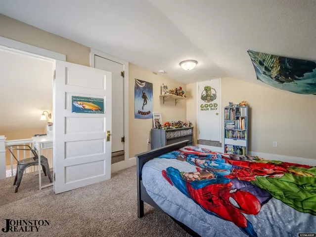 $250,000 | 866 Iron Street, Evansville, WY 82636