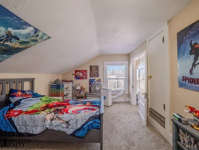 $250,000 | 866 Iron Street, Evansville, WY 82636