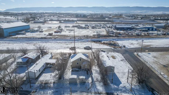 $250,000 | 866 Iron Street, Evansville, WY 82636