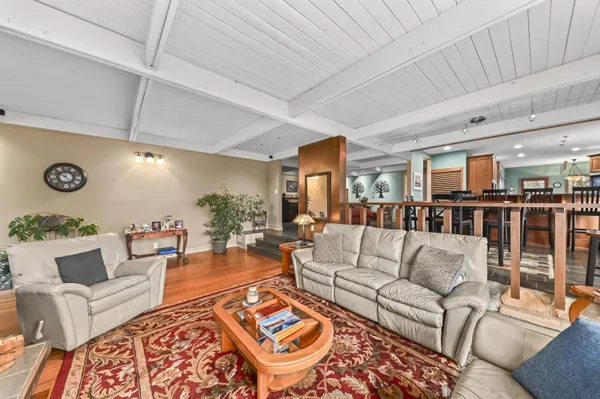 $880,000 | W307N6992 Club Circle East, Merton, WI 53029