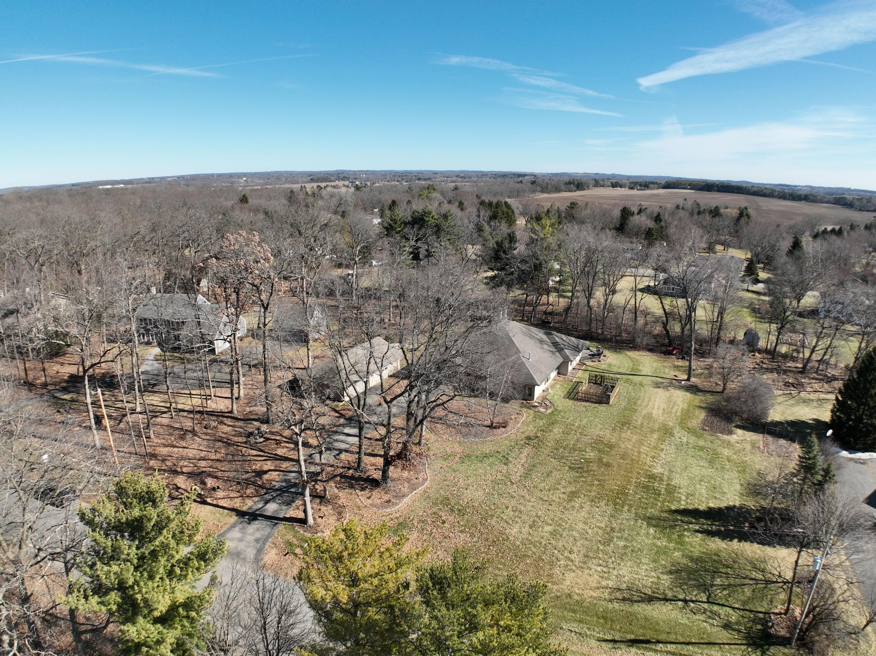 W307N6992 Club Circle East Merton, WI 53029 - Photo 34 of 44 DJI_0700