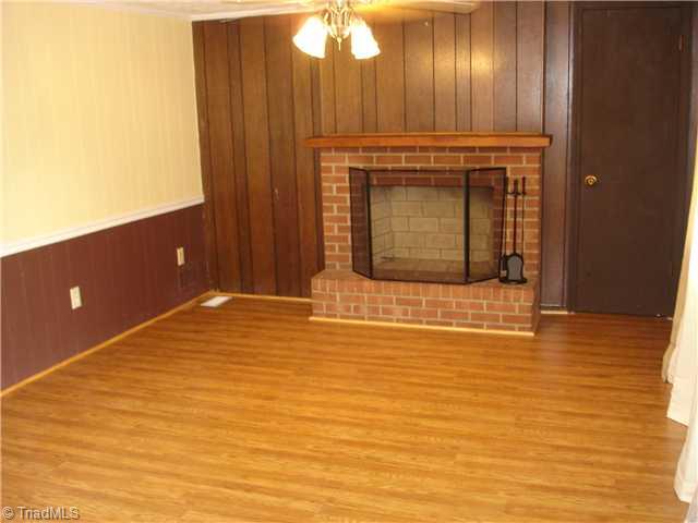 2288 Old Liberty Road Randleman, NC 27317 - Photo 5 of 16 Living Room.