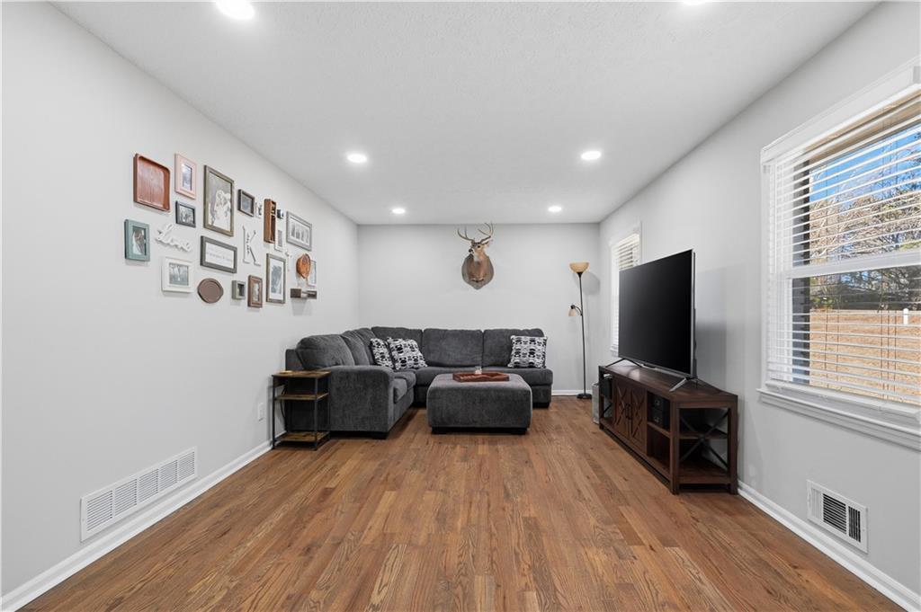 650 Oakdale Road Canton, GA 30114 - Photo 6 of 43