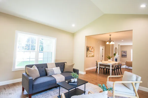 $599,900 | 6 Stillwood Lane, South Glens Falls, NY 12803