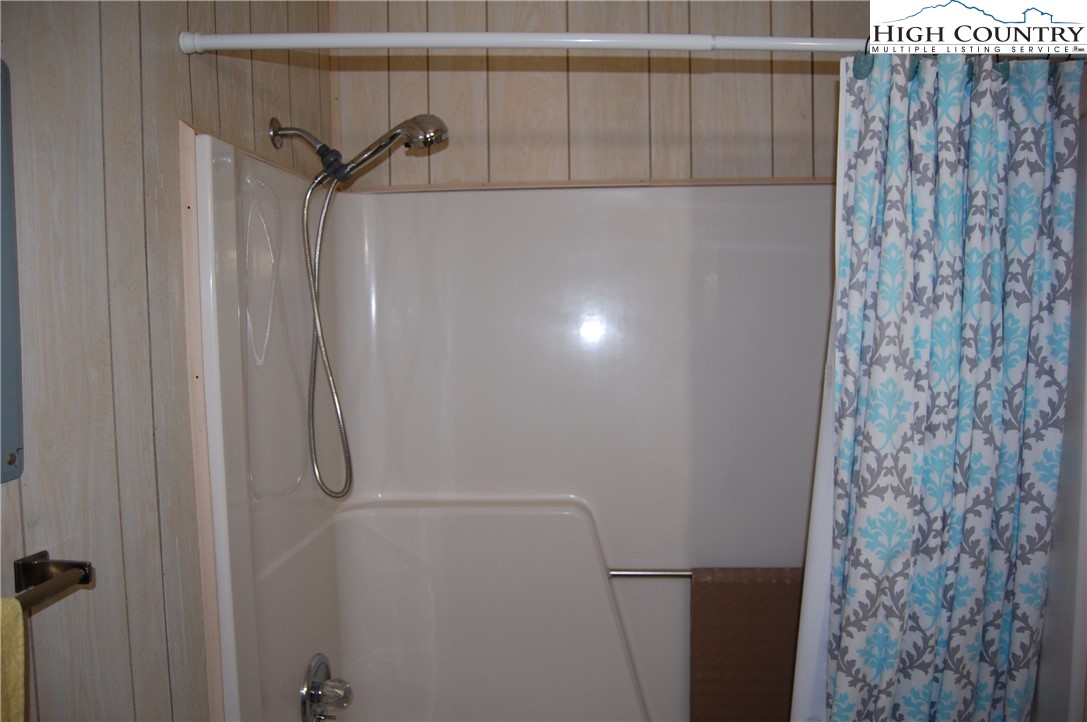 675 Windridge Road Newland, NC 28657 - Photo 13 of 22 Gallery Image 13