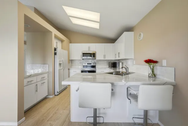 $520,000 | 42402 Sand Dune Drive, Palm Desert, CA 92211