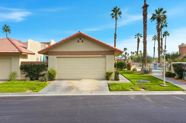 $520,000 | 42402 Sand Dune Drive, Palm Desert, CA 92211