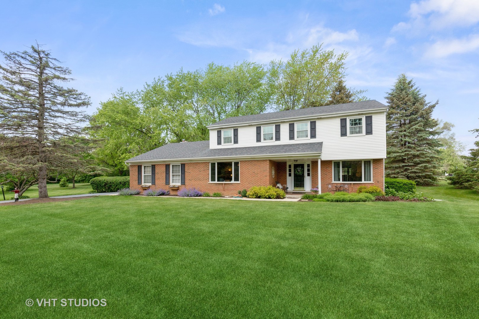 1330 Aberdeen Road Inverness, IL 60067 - Photo 2 of 39