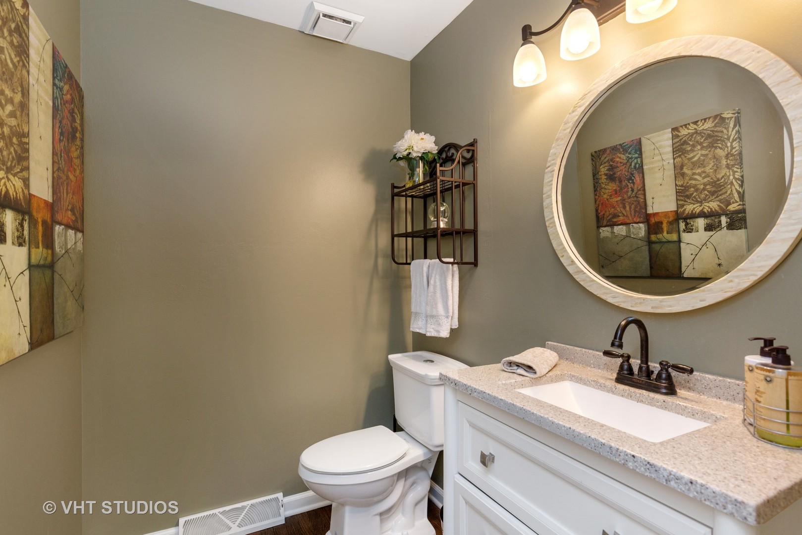 1330 Aberdeen Road Inverness, IL 60067 - Photo 17 of 39