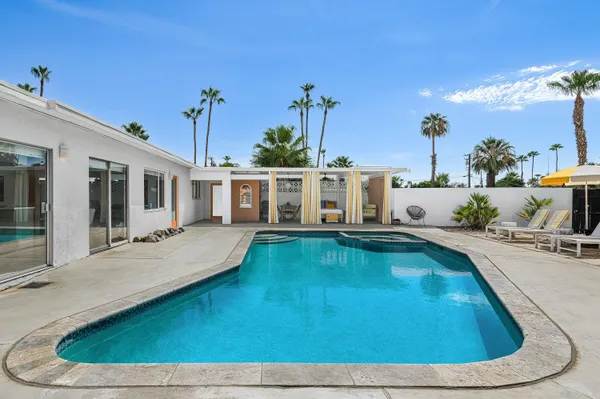 $1,290,000 | 633 Canon Drive, Palm Springs, CA 92264